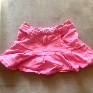 pleated mini skirt